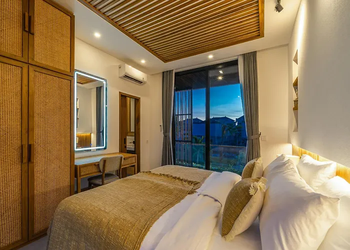 Villa Bedawang, Exquisite 4br With Huge Pool Seminyak