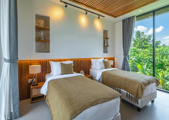 Villa Bedawang, Exquisite 4br With Huge Pool Seminyak
