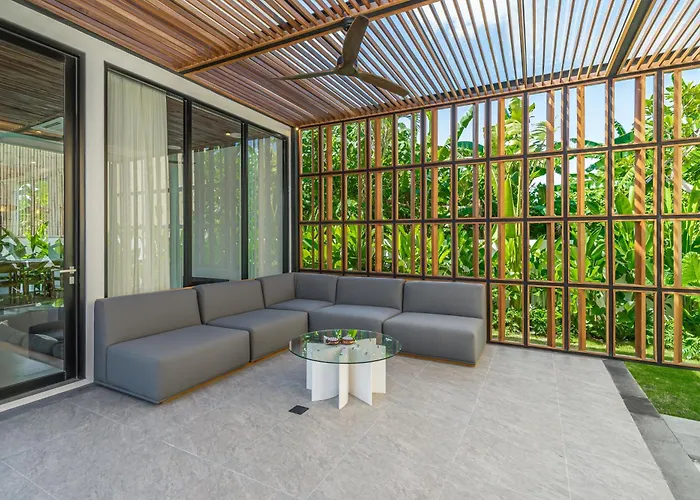 Bedawang, Exquisite 4br With Huge Pool