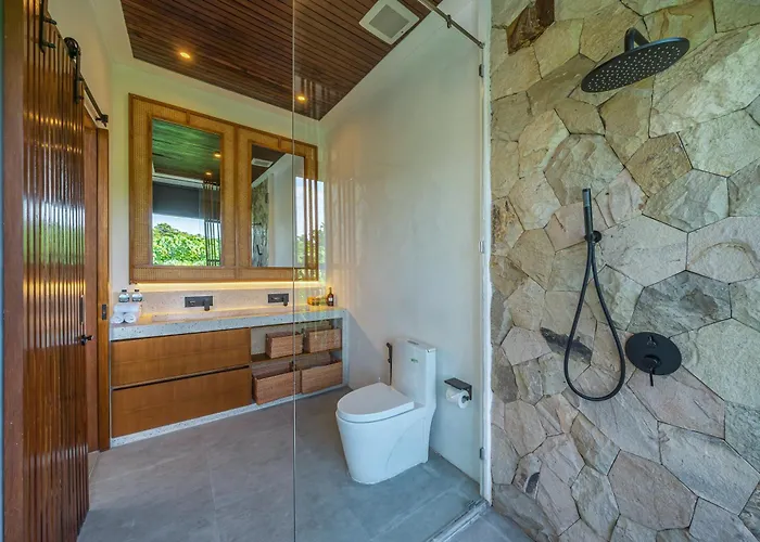 Bedawang, Exquisite 4br With Huge Pool *