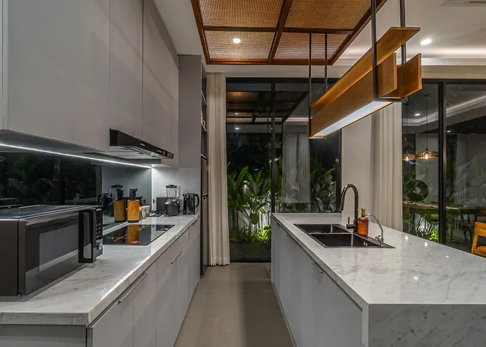 Bedawang, Exquisite 4br With Huge Pool Villa