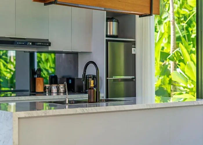 Bedawang, Exquisite 4br With Huge Pool Villa